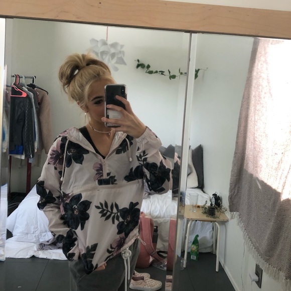 Floral pull over quarter zip rain jacket - Picture 4 of 4